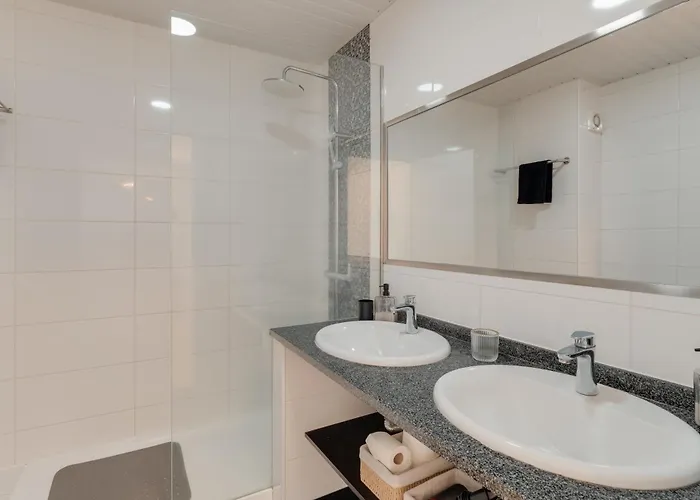 Arriaga * Funchal (Madeira)